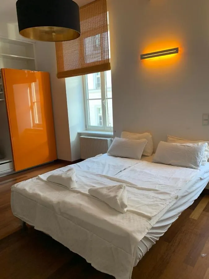 Apartment In The Heart Of Viena 0*,  Áustria